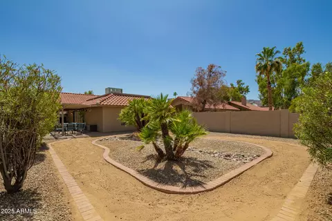 Exterior - 4216 E Sandia St, Phoenix, AZ 85044 photo 3 of 9