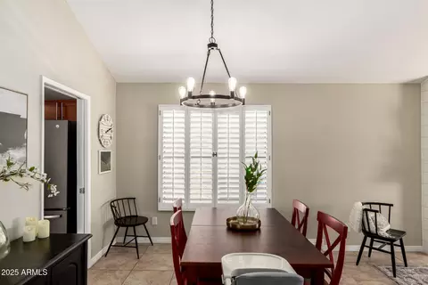 Dining - 4216 E Sandia St, Phoenix, AZ 85044 photo 2 of 2