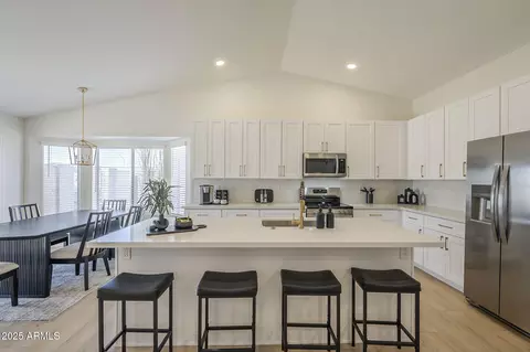 Kitchen - 6029 E Palm St, Mesa, AZ 85215 photo 6 of 6
