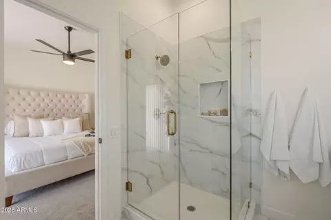 Bath - 6029 E Palm St, Mesa, AZ 85215 photo 5 of 5