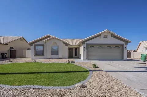 Exterior - 6029 E Palm St, Mesa, AZ 85215 photo 2 of 4