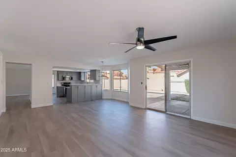 Living - 16609 S 41st St, Phoenix, AZ 85048 photo 5 of 5
