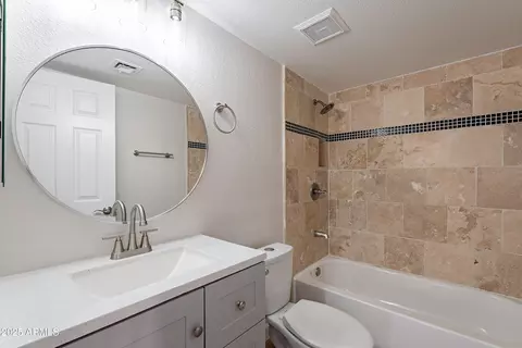 Bath - 16609 S 41st St, Phoenix, AZ 85048 photo 4 of 4