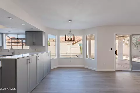 Dining - 16609 S 41st St, Phoenix, AZ 85048 photo 1 of 1