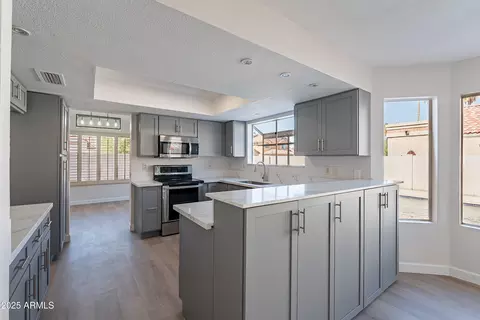 Kitchen - 16609 S 41st St, Phoenix, AZ 85048 photo 1 of 3