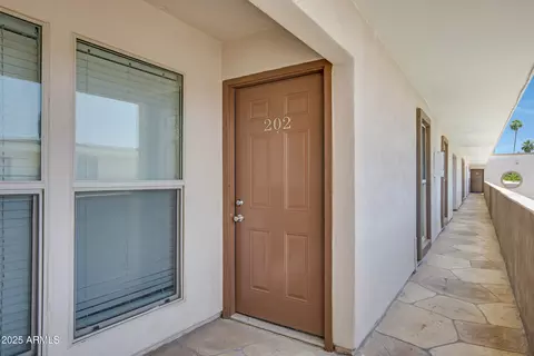 Exterior - 3619 E Monterosa St #202, Phoenix, AZ 85018 photo 2 of 4