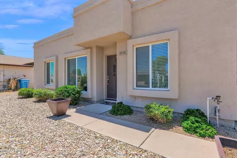 3919 E Larkspur Dr, Phoenix, AZ 85032 photo 4