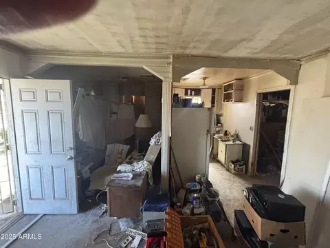 2415 E Wood St, Phoenix, AZ 85040