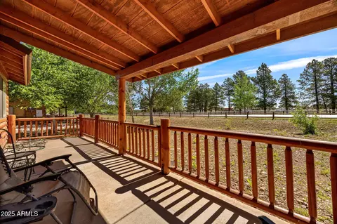 Exterior - 2353 S Buffalo Loop, Overgaard, AZ 85933 photo 6 of 12