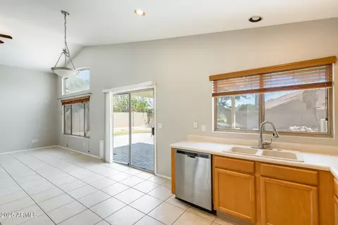 1037 E Baylor Ln, Gilbert, AZ 85296 photo 20
