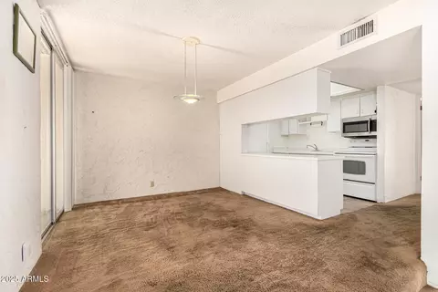 4648 N 40th St, Phoenix, AZ 85018 photo 11