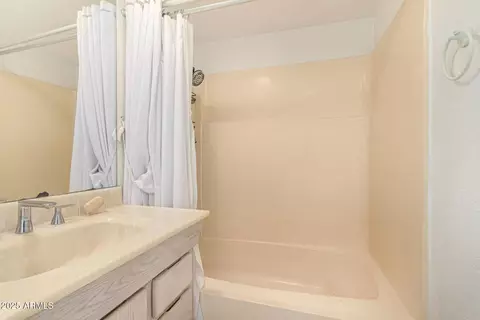 4648 N 40th St, Phoenix, AZ 85018 photo 20