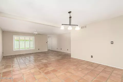 Living - 6025 N 10th Pl, Phoenix, AZ 85014 photo 2 of 3