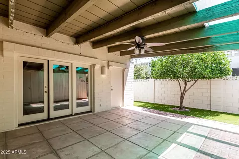 Exterior - 6025 N 10th Pl, Phoenix, AZ 85014 photo 3 of 4
