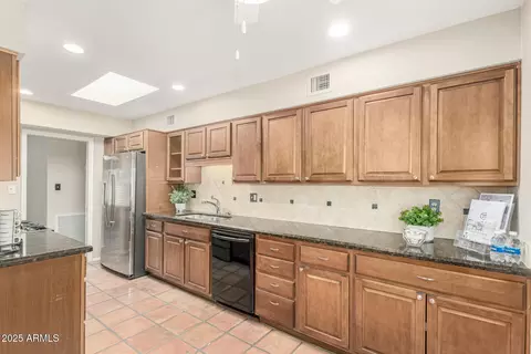 6025 N 10th Pl, Phoenix, AZ 85014