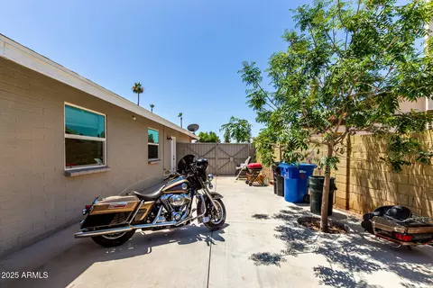 Exterior - 1804 S Standage Cir, Mesa, AZ 85202 photo 7 of 7