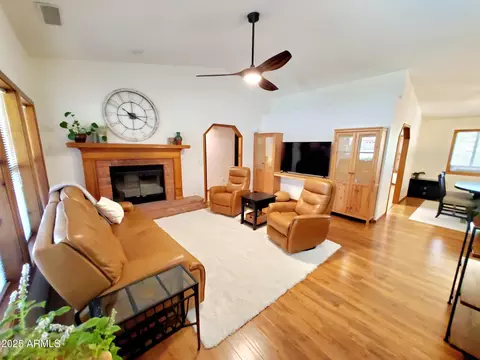 Living - 604 E Amarillo Cir, Payson, AZ 85541 photo 4 of 4