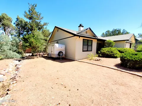 Exterior - 604 E Amarillo Cir, Payson, AZ 85541 photo 14 of 15