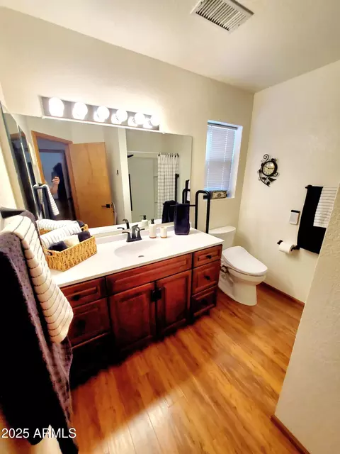 Bath - 604 E Amarillo Cir, Payson, AZ 85541 photo 1 of 4