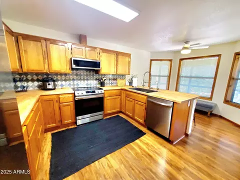 Kitchen - 604 E Amarillo Cir, Payson, AZ 85541 photo 1 of 4