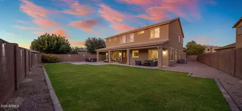 7616 S Sorrell Ln, Gilbert, AZ 85298 photo 10