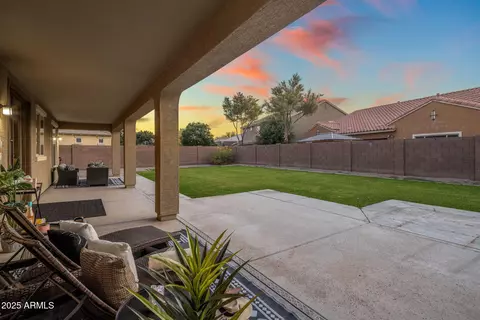7616 S Sorrell Ln, Gilbert, AZ 85298 photo 7