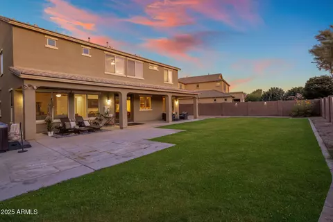 7616 S Sorrell Ln, Gilbert, AZ 85298 photo 8