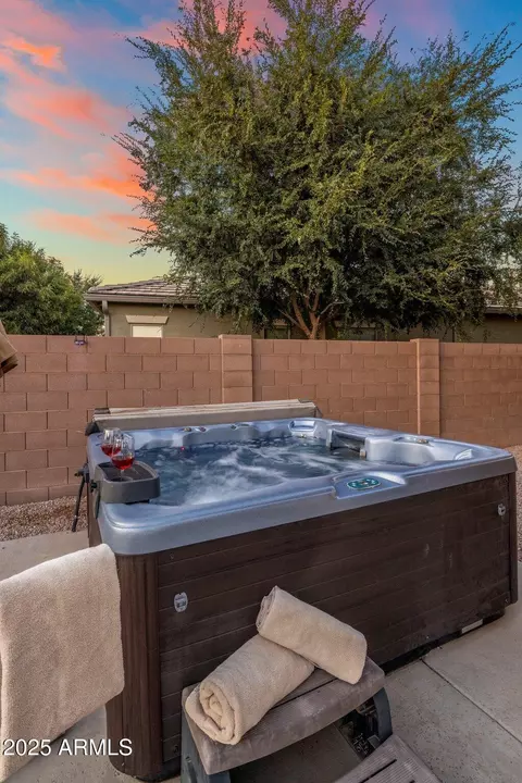7616 S Sorrell Ln, Gilbert, AZ 85298 photo 5