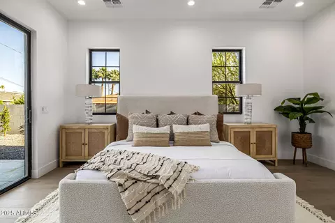 Bedroom - 4813 Earll Dr, Phoenix, AZ 85018 photo 2 of 12