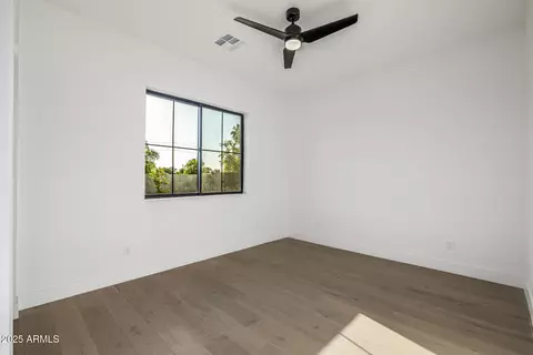 Bedroom - 4813 Earll Dr, Phoenix, AZ 85018 photo 5 of 12