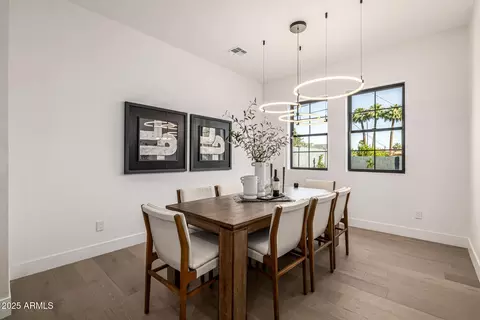 Dining - 4813 Earll Dr, Phoenix, AZ 85018 photo 1 of 2