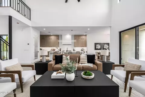 Living - 4813 Earll Dr, Phoenix, AZ 85018 photo 4 of 5