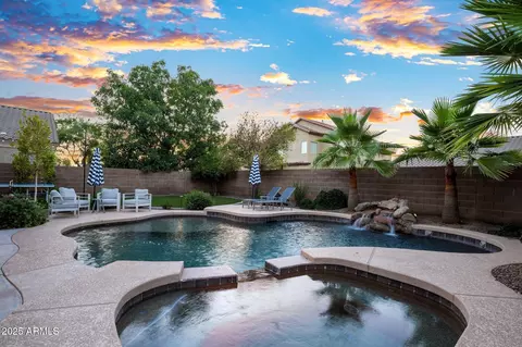 2056 E Carob Dr, Chandler, AZ 85286