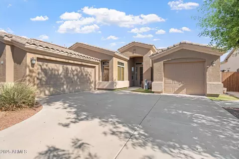 4667 E County Down Dr, Chandler, AZ 85249