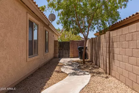 Exterior - 10318 E Plata Ave, Mesa, AZ 85212 photo 1 of 7