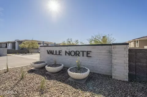 2121 W Sonoran Desert Dr #86, Phoenix, AZ 85085