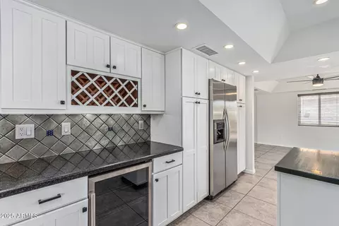 1951 E Janice Way, Phoenix, AZ 85022 photo 13