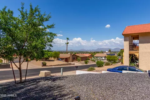 1951 E Janice Way, Phoenix, AZ 85022 photo 4