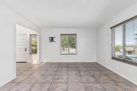 1951 E Janice Way, Phoenix, AZ 85022 photo 6