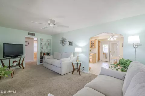 Living - 1003 E Mariposa St, Phoenix, AZ 85014 photo 1 of 1