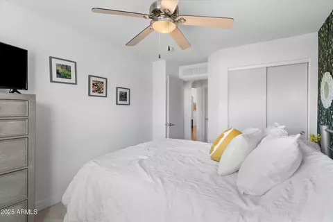Bedroom - 5024 S Citrus Ct, Gilbert, AZ 85298 photo 4 of 5
