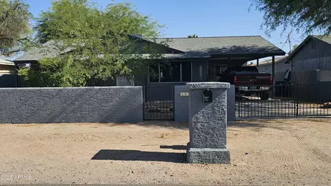 265 W 17th Ave, Apache Junction, AZ 85120