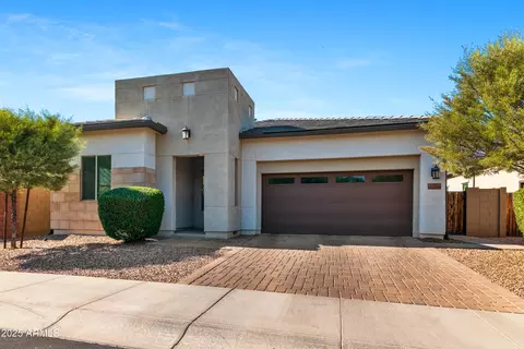 1492 W Bruce Ave, Gilbert, AZ 85233 photo 2