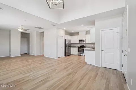 14870 W Encanto Blvd #1091, Goodyear, AZ 85395