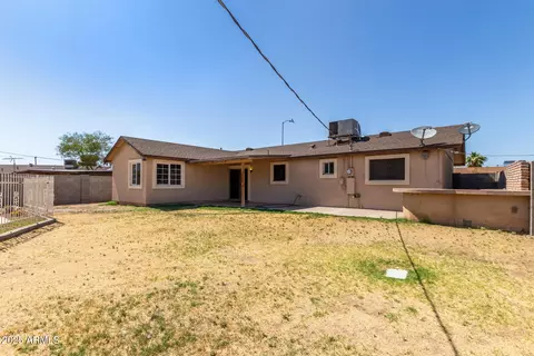Exterior - 233 E 7th Dr, Mesa, AZ 85210 photo 9 of 12