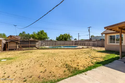 Exterior - 233 E 7th Dr, Mesa, AZ 85210 photo 7 of 12