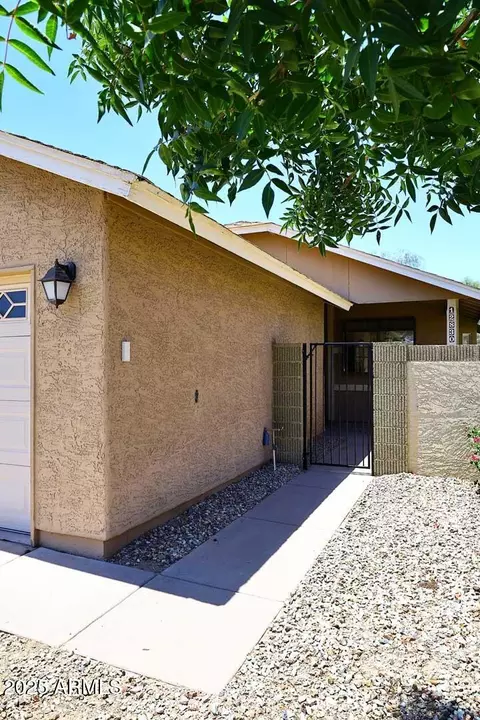 Exterior - 12830 S Wakial Loop S, Phoenix, AZ 85044 photo 3 of 5