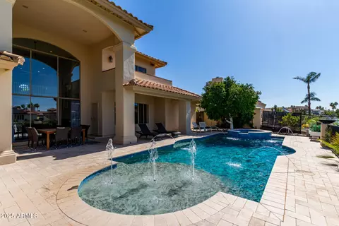 Exterior - 1834 E Willow Tree Ct, Gilbert, AZ 85234 photo 8 of 14