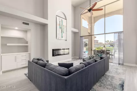 Living - 1834 E Willow Tree Ct, Gilbert, AZ 85234 photo 4 of 4