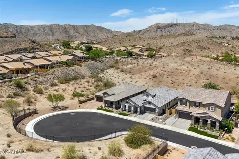 View/Area - 520 E Ashurst Dr, Phoenix, AZ 85048 photo 1 of 4